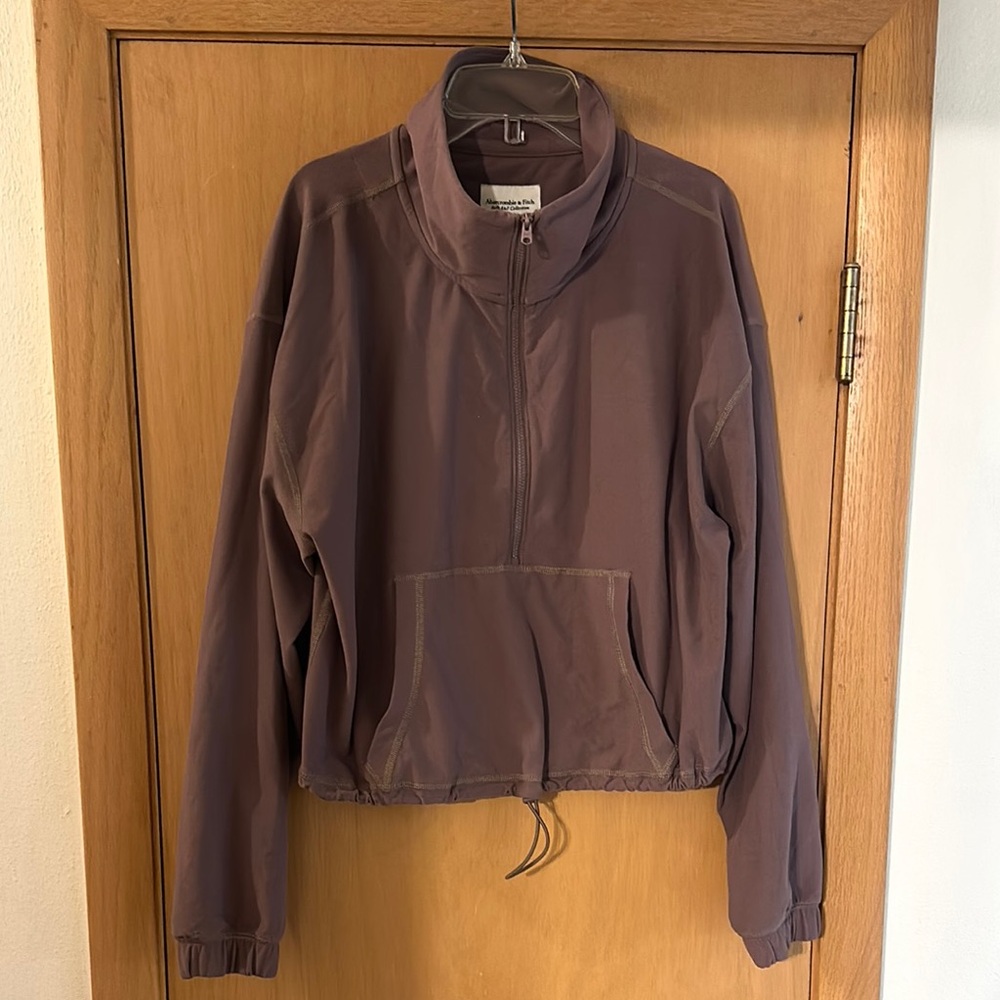 Abercrombie & Fitch Women’s Soft A&F Cropped Jacket Sweatshirt Taupe Medium